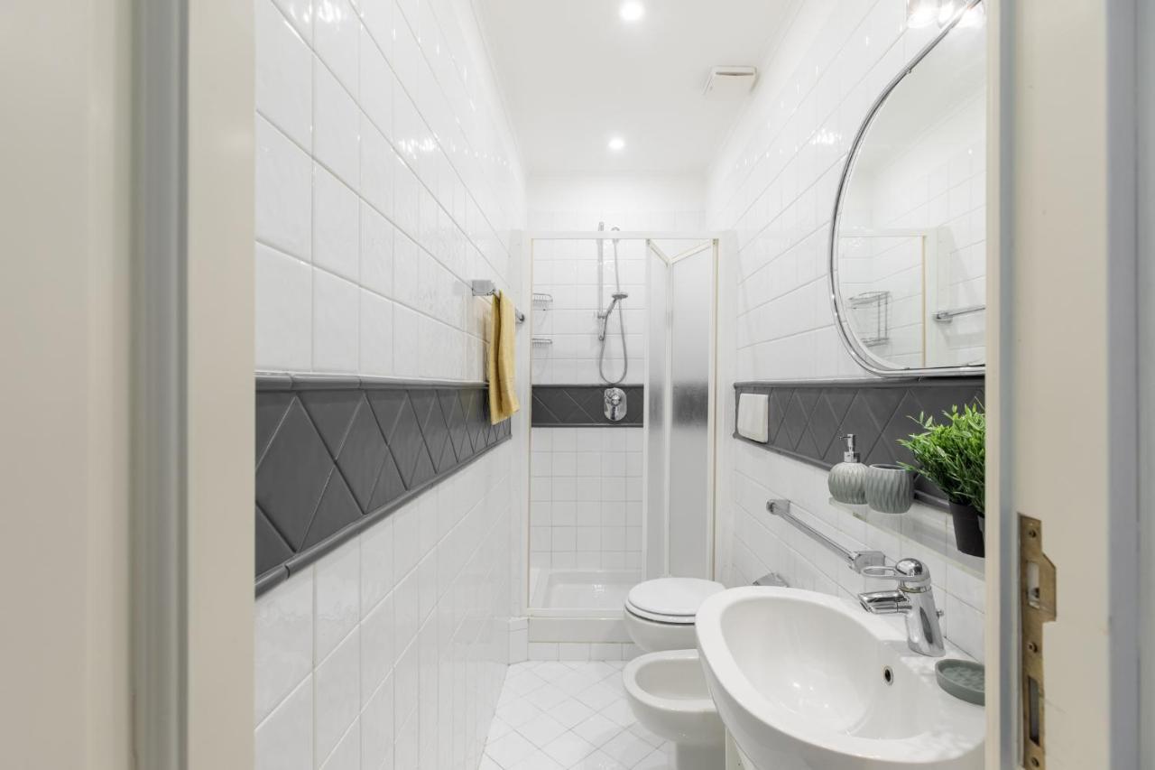 Апартаменты Iflat Veneto Area'S Penthouse Рим Экстерьер фото